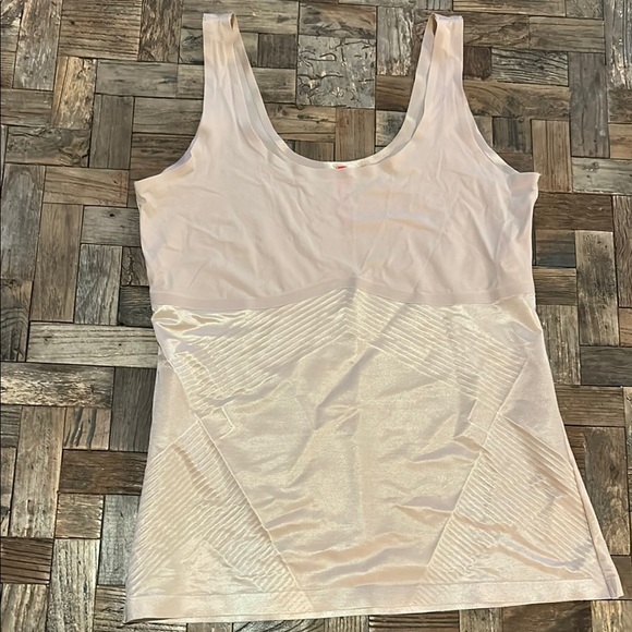 Spanx Shaping Tank Size XL - Picture 1 of 8